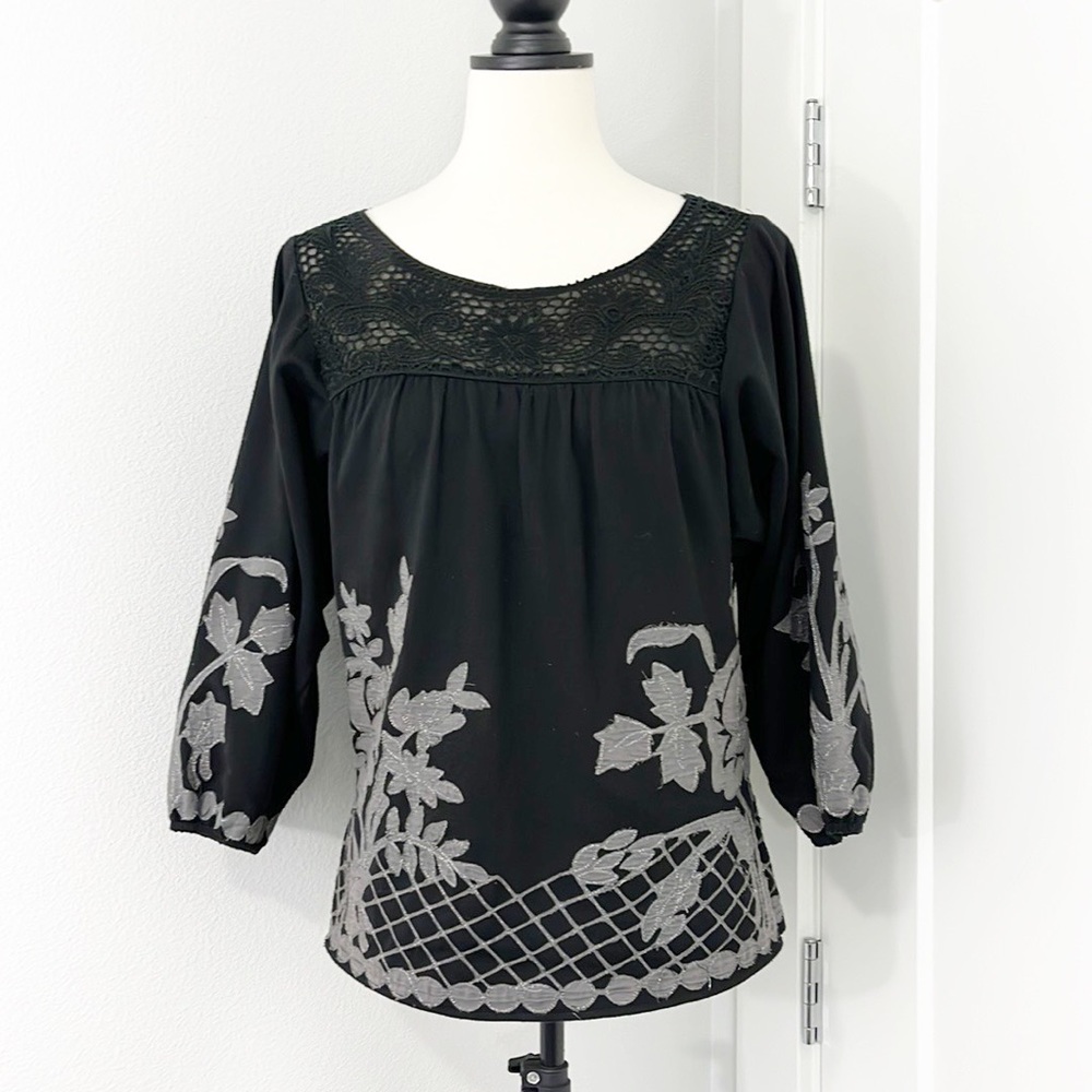 Hazel Medium Black and Gray Floral Lace Blouse Top